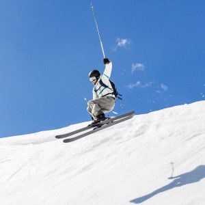 爱游戏娱乐网址-拼搏精神：运动员克服伤病继续战斗，运动员拼搏事例